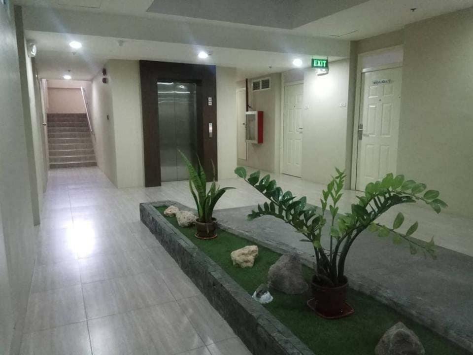 Benj Comfy Condo - Studio Unit With Car Park Lapu-Lapu City Exterior photo